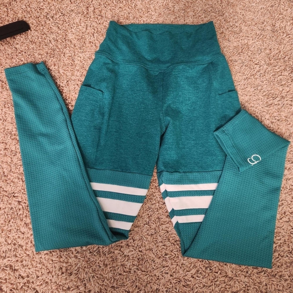 Bombshell sportswear leggings